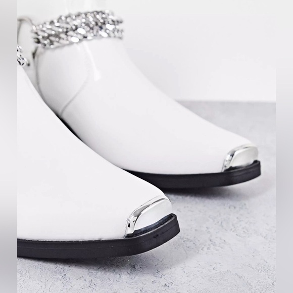 ASOS Design Western Cuban Heel Ankle Boots - Picture 15 of 15